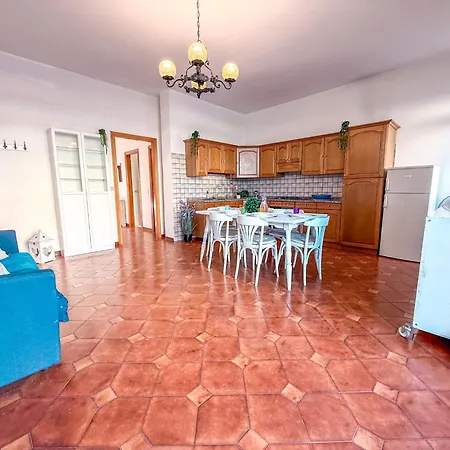 Helsinki Apartment, A 2 Passi Dal Mare Rif A574 Porto d'Ascoli